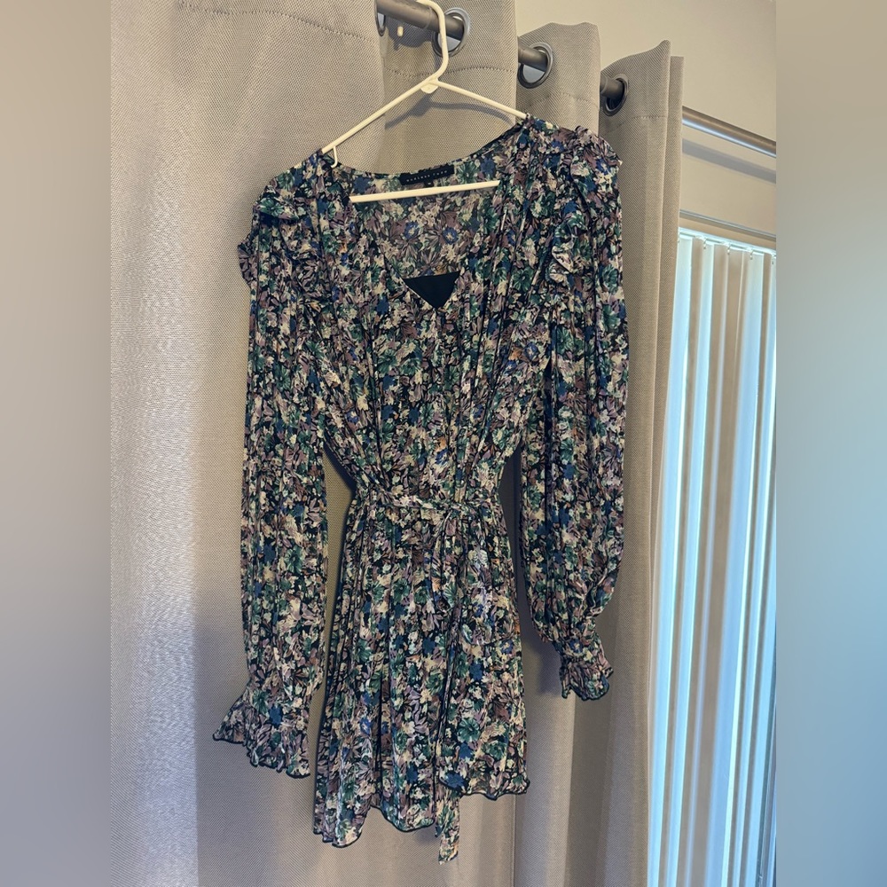 Medium Endless Rose tie waist romper